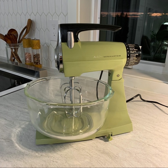 sunbeam hand mixer with bowl